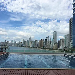 Frente Mar Com Vista Fantástica Apartamento Balneário Camboriú